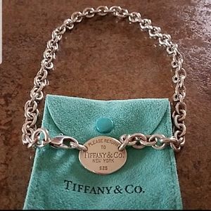 Tiffany's chocker